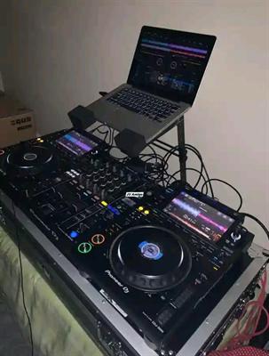 Photos 2 at Supreme Dj Academy